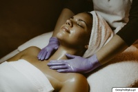 Masaż klatki piersiowej i barków Masaż klatki piersiowej i barków